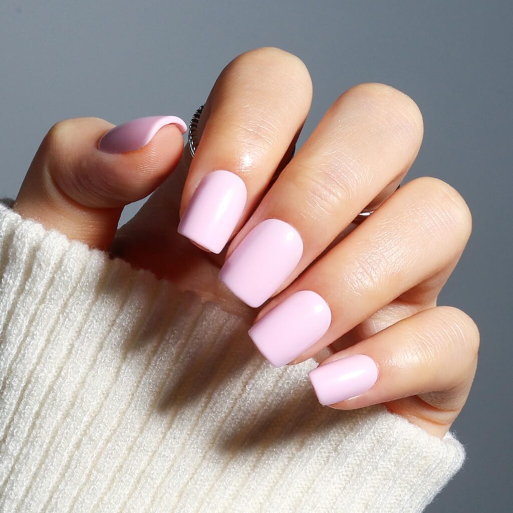 Minimal-Pink-Nails